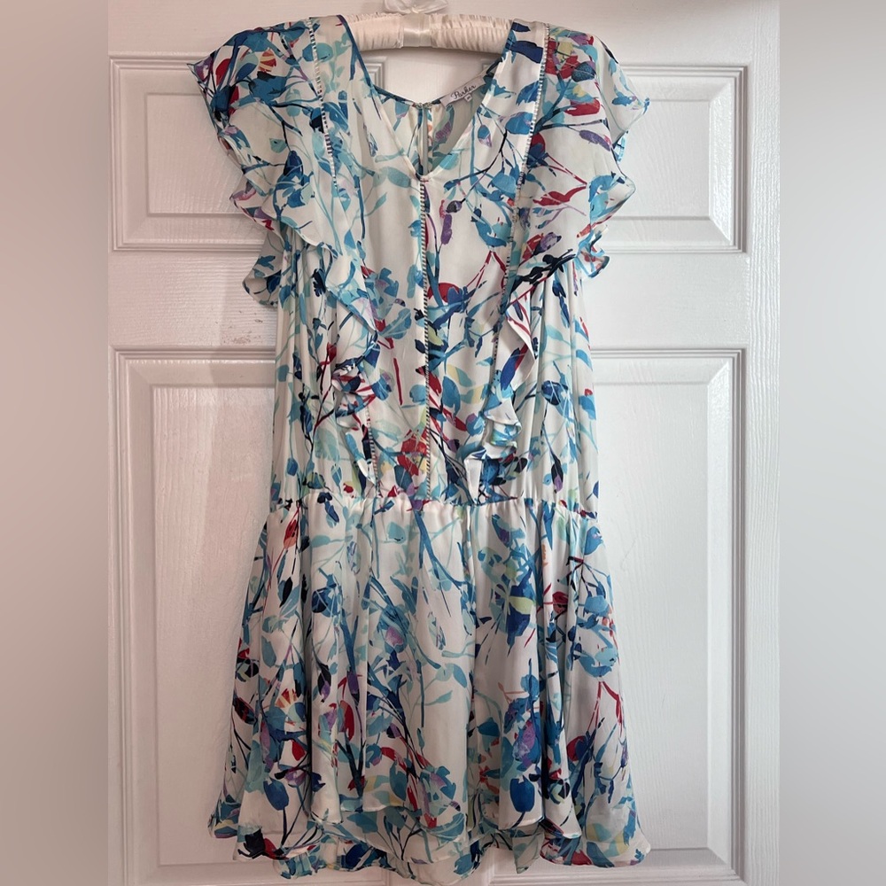 White and blue fluttery dress